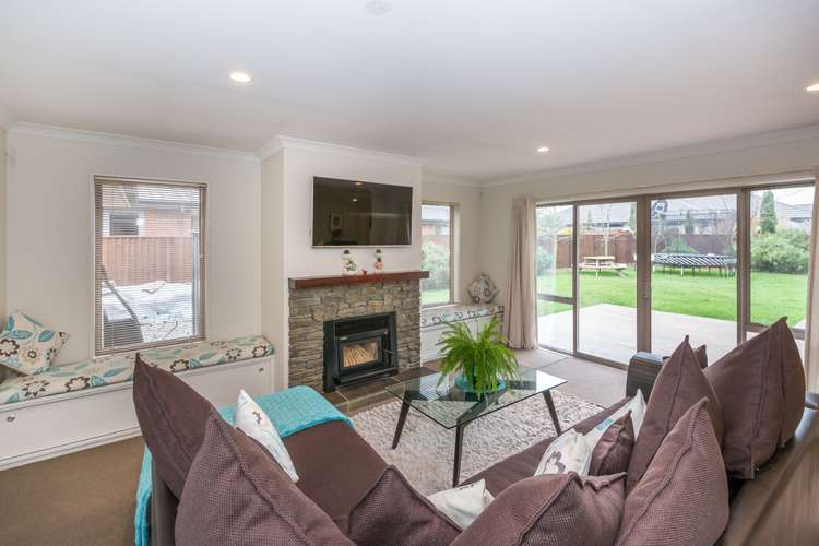 282 Southfield Drive Lincoln_24