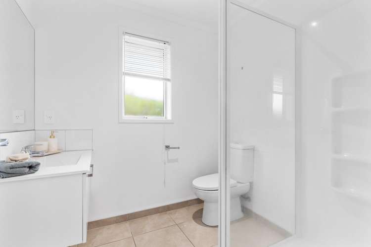 55 Inverness Drive Pyes Pa_17