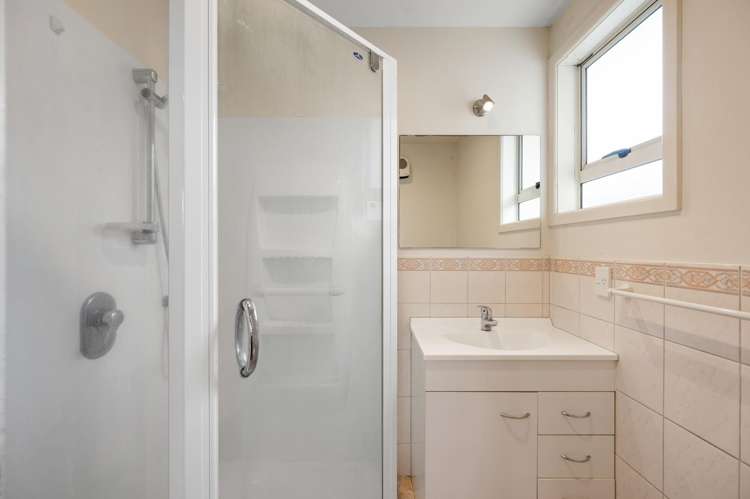 618 Gordon Road Raureka_10