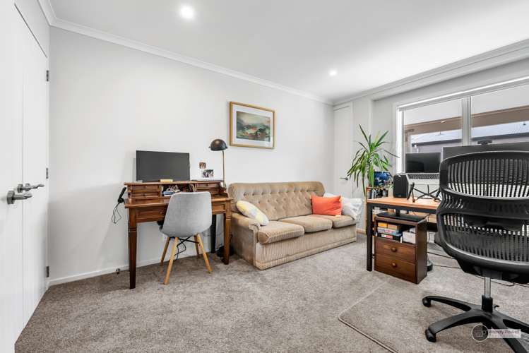 14 Latimer Way Petone_9