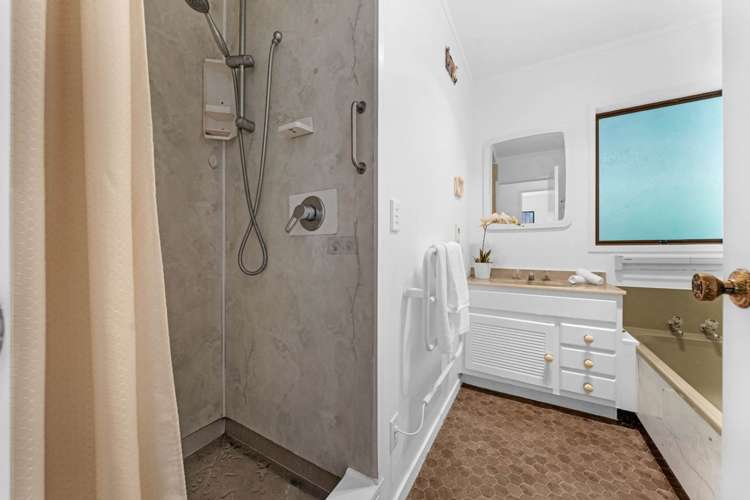 2/15 Micawber Place Mellons Bay_18