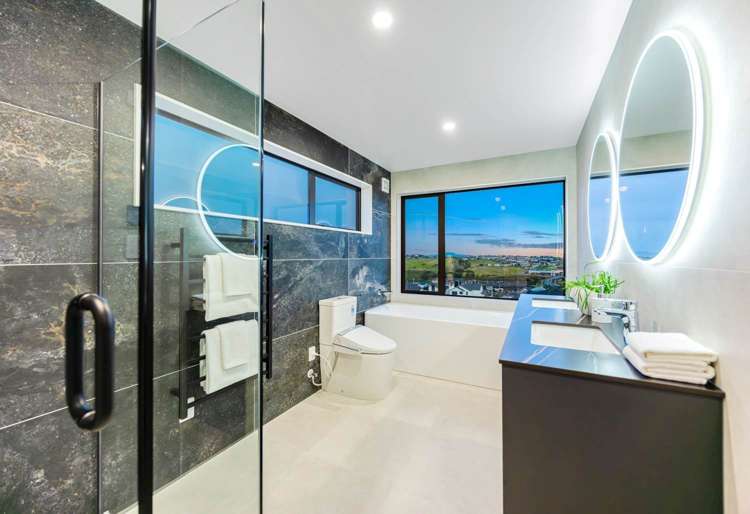 7 Pakirikiri Street Long Bay_19