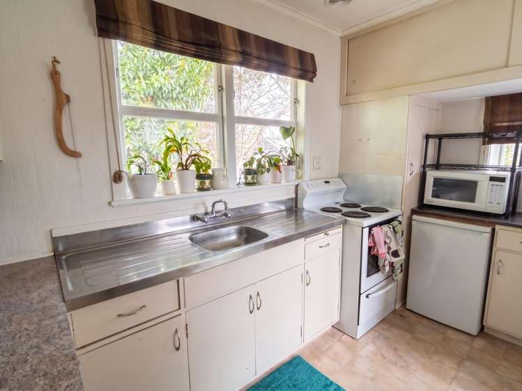 51 Queenwood Road Levin_2