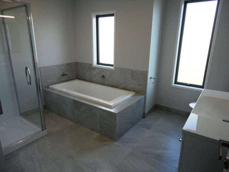 194 Seventh View Avenue Beachlands_5