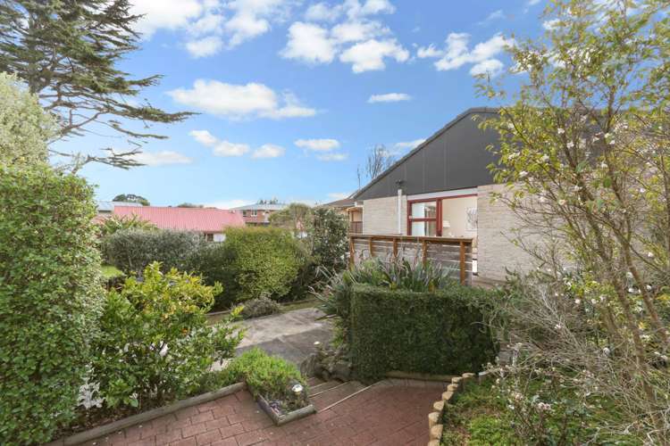 3/8 Rutland Road Mount Wellington_13