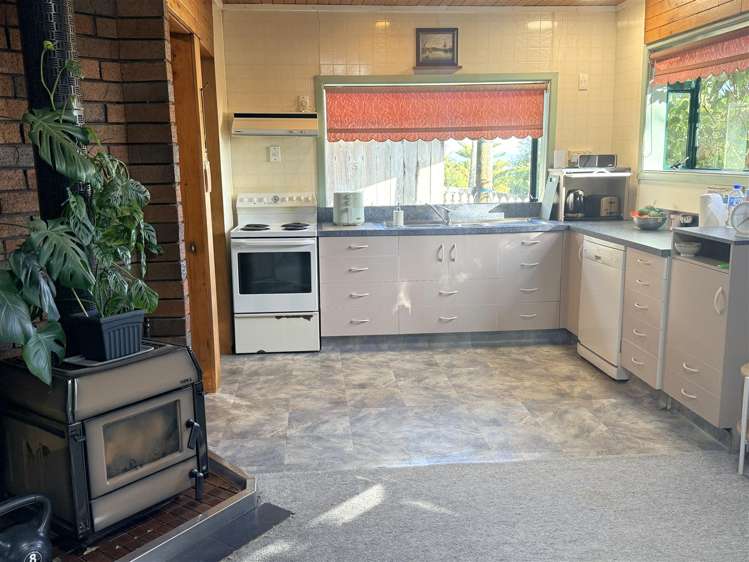7 Redwood Place Karoro_23