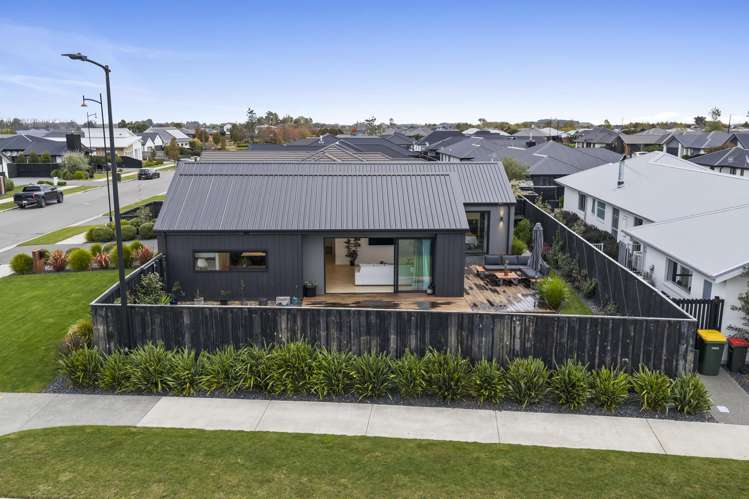 13 Halpin Drive Lincoln_25