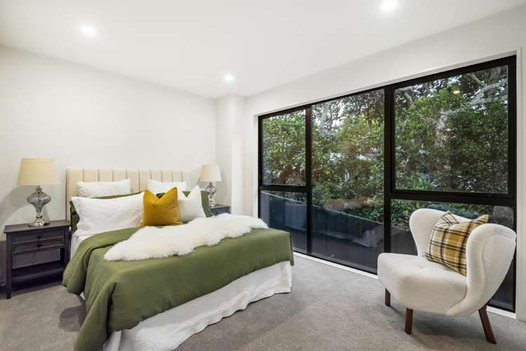 16-18 Handley Avenue Narrow Neck_8