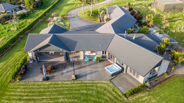 310 Gillard Road Ngahinapouri_3