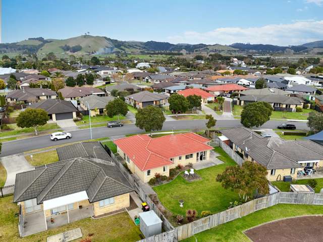 77 The Gardens Drive Papamoa Beach_2