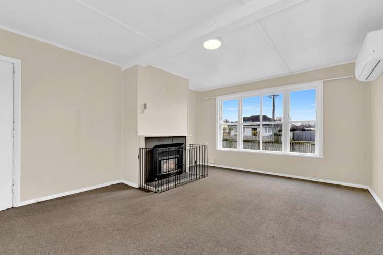 34 Dunarnan Street_5