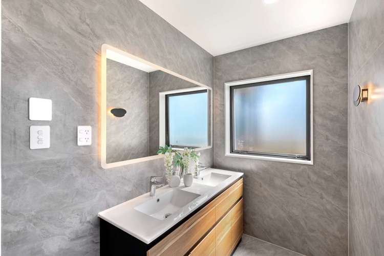 3 Maheu Lane Wainui_21