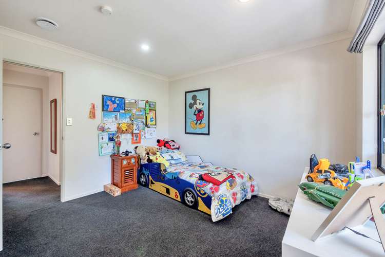 3 Sunningdale Street Wattle Downs_12