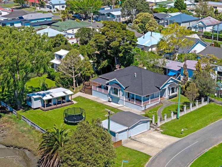 2 Cobden Street City Centre_34