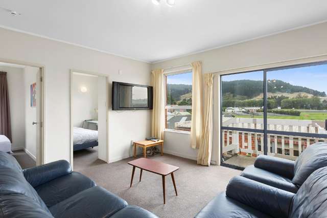 2/102 Harbour Terrace 2202_4