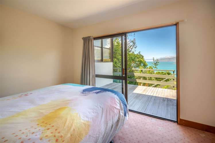 8 Whareora Terrace Wainui_11