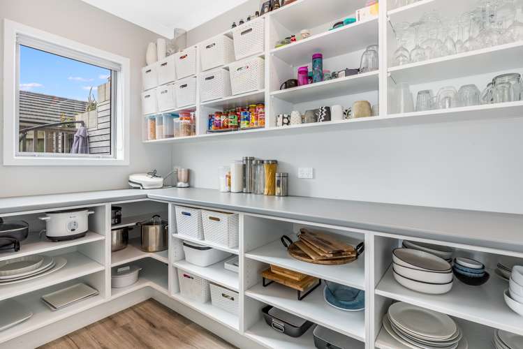 105 Endeavour Drive Whitby_8