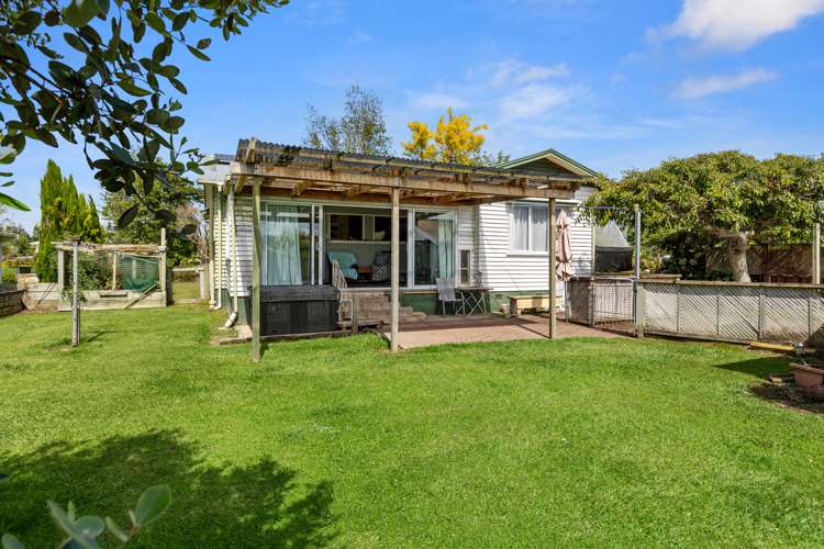 38 Aroha View Avenue Te Aroha_13
