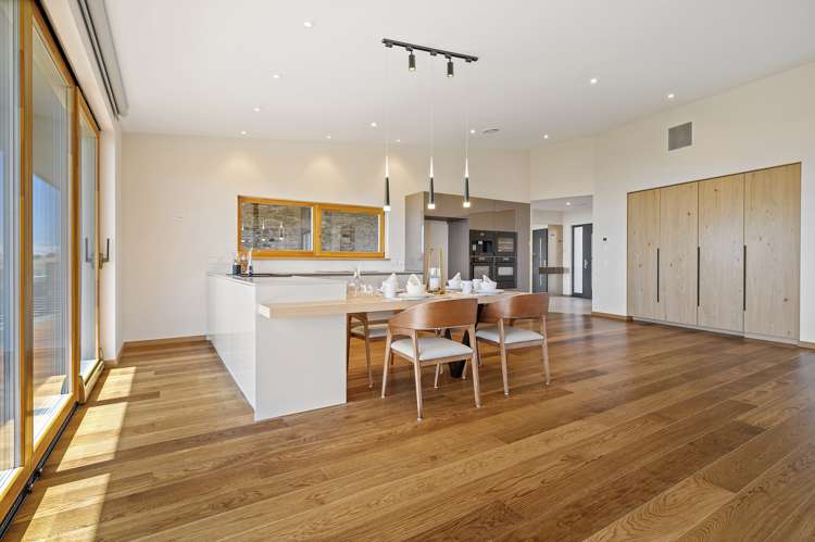 6 Sowerby Place Richmond Hill_7