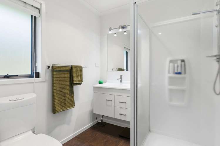 119 Ballintoy Park Drive Welcome Bay_10