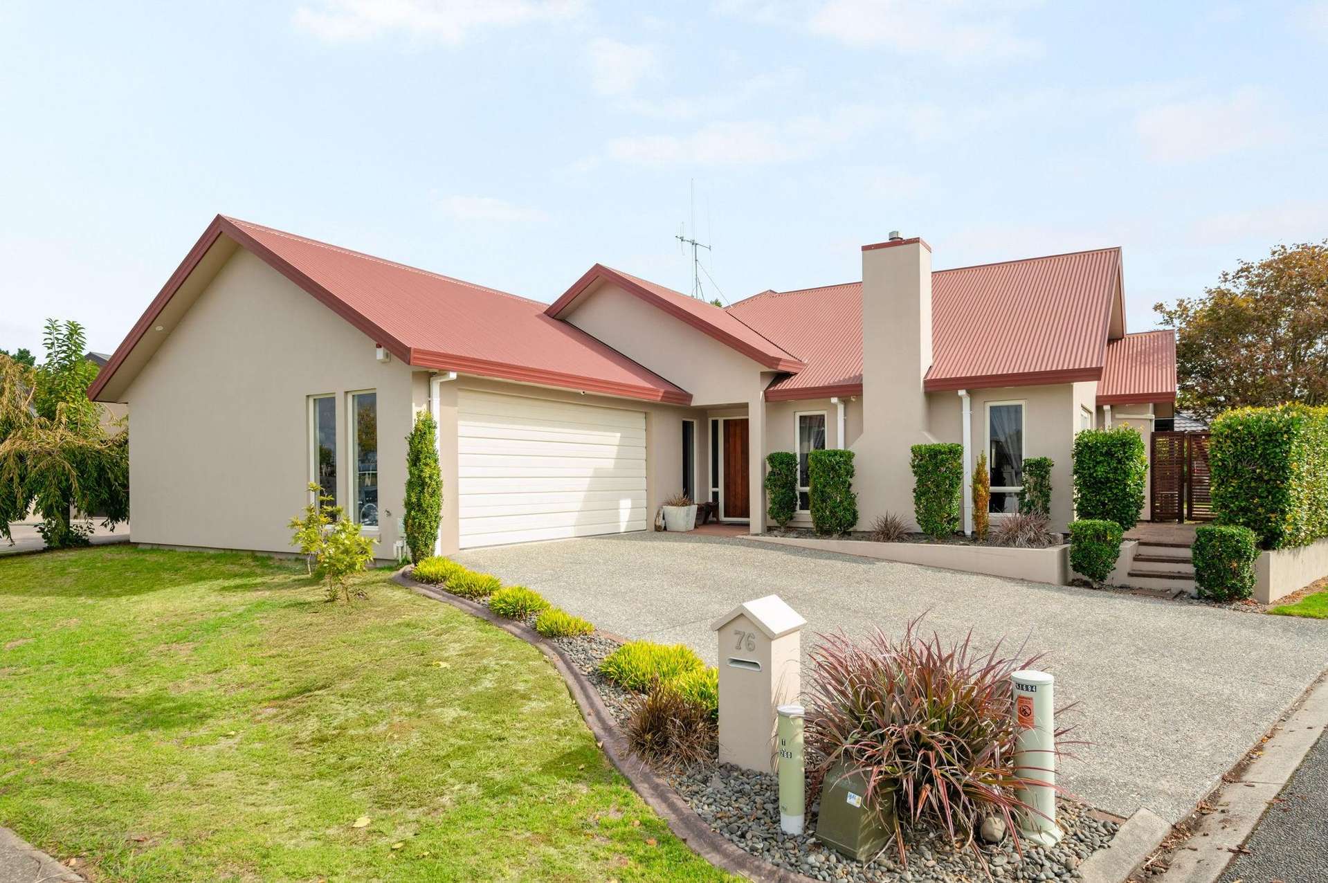 76 Saint James Drive Huntington_0