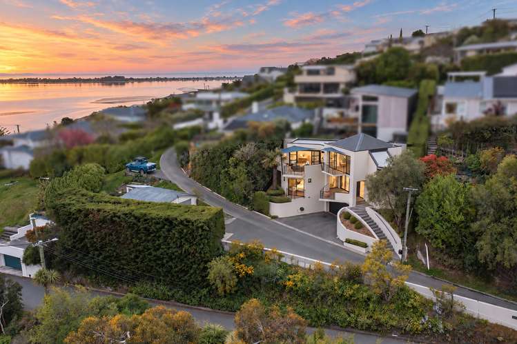 35A Te Awakura Terrace Mount Pleasant_32