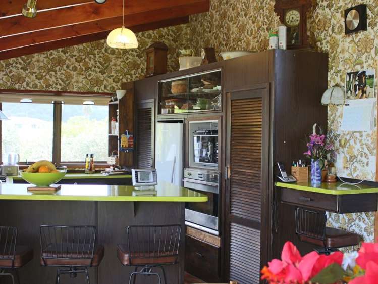 439 Fergusson Drive Thames_11