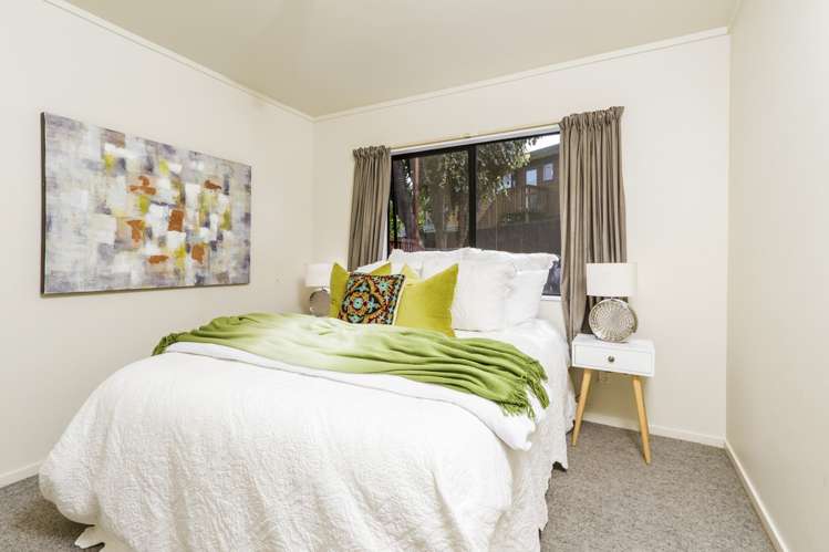 2/23b View Road Glenfield_11