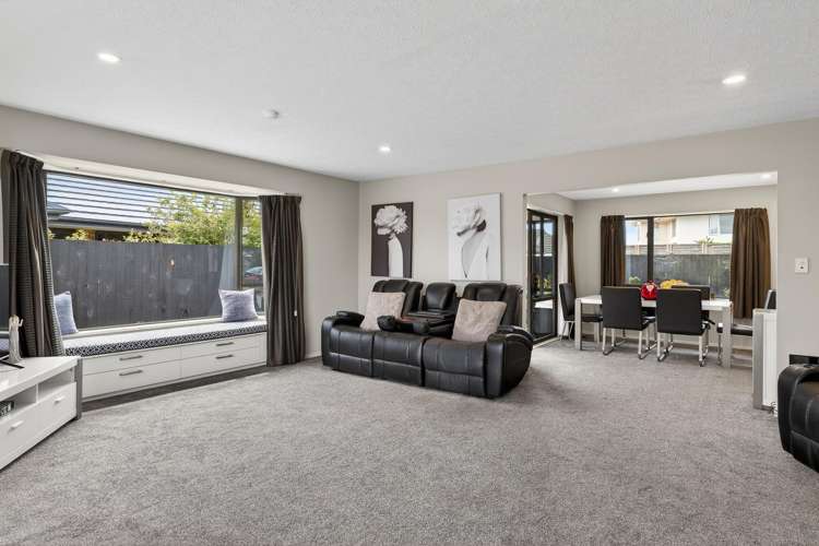 111 Inwoods Close Parklands_9