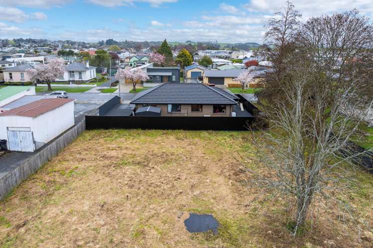 37 Lanark Street Balclutha_15