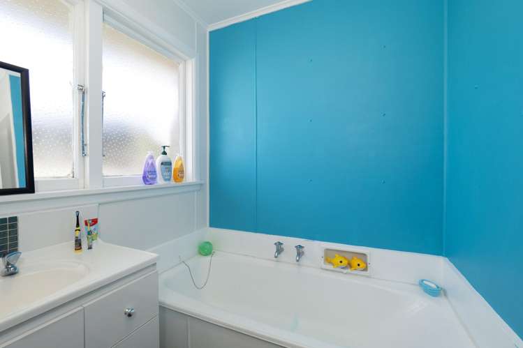 4 Reddecliffe Crescent Hampstead_16