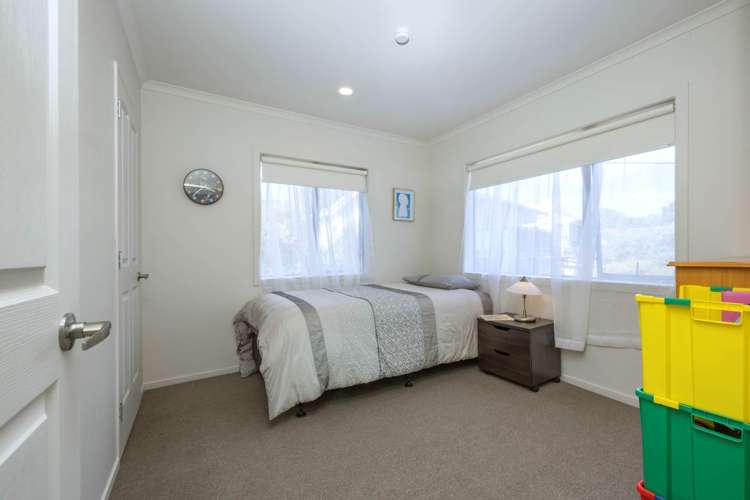 3/2 Swan Hill Drive Glen Eden_10