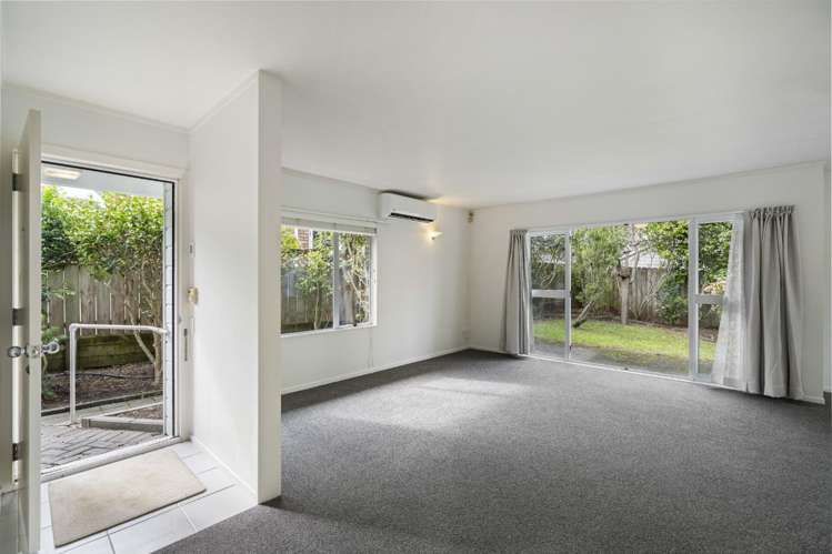2/15 Lonsdale Street 1660_11