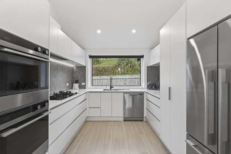 105 Parklands Avenue_1