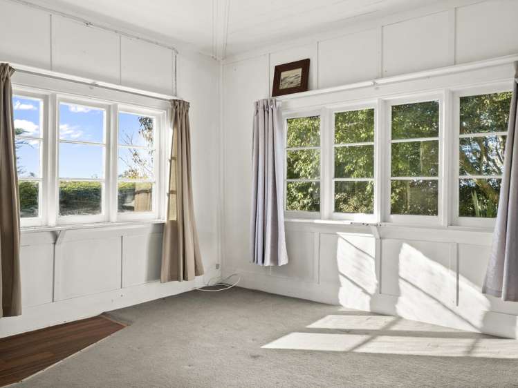 3 Peace Street Taieri Mouth_6