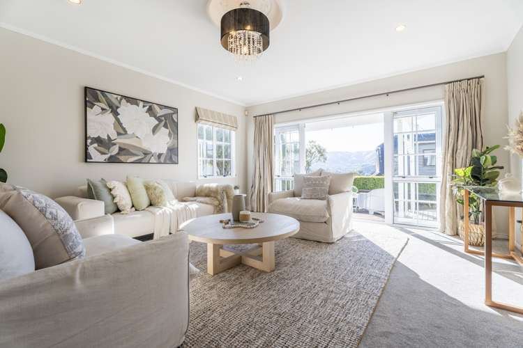 12 Ronald Woolf Place Churton Park_27