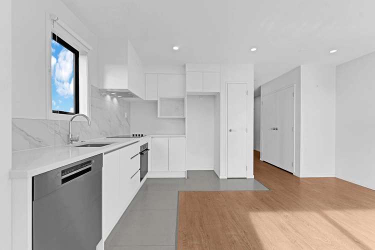 201/318 Wairau Road Glenfield_13