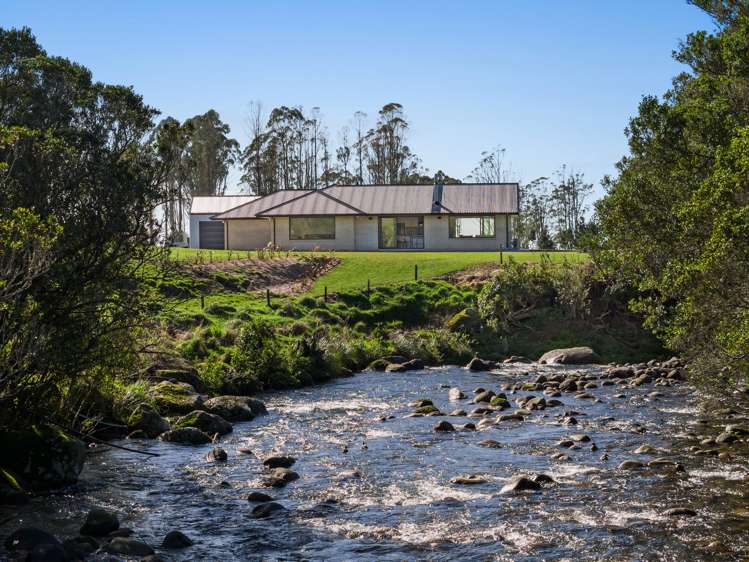 543 Alfred Road Kaimiro_49