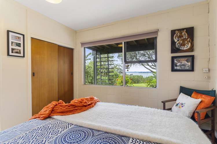 14 Tui Vale Road Cockle Bay_17
