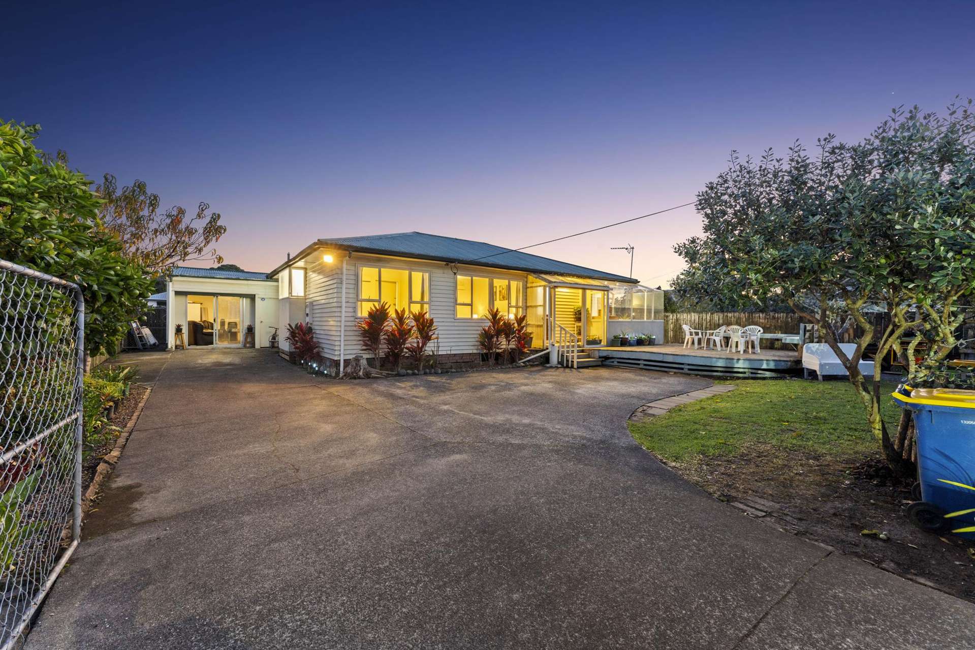 123 Universal Drive Henderson_0