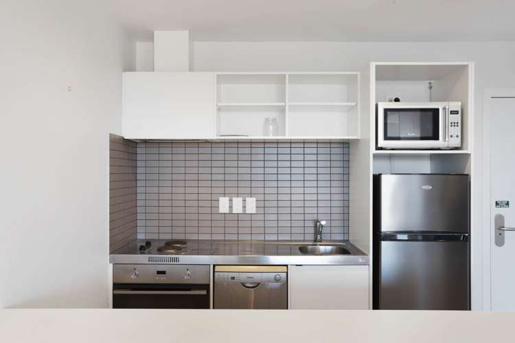 1404/20 McCrae Way New Lynn_5