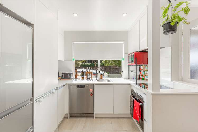 2/32 Moana Avenue Onehunga_4