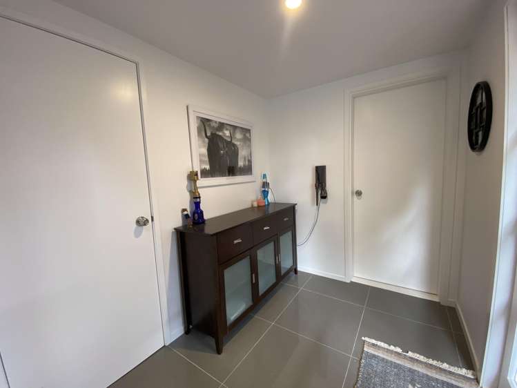 25A Capricorn Place Glen Eden_13