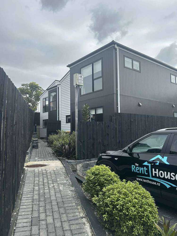 4f Hepburn Road Glendene_13