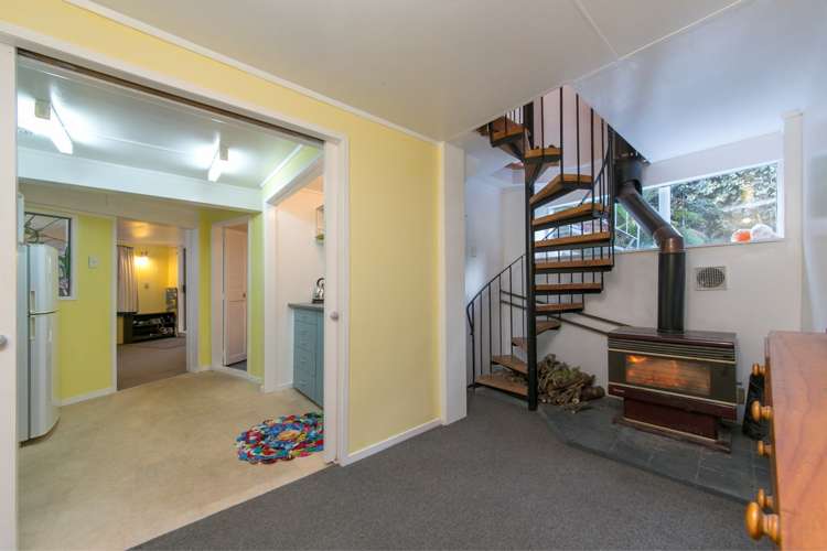 17 Rimutaka Place Titirangi_10