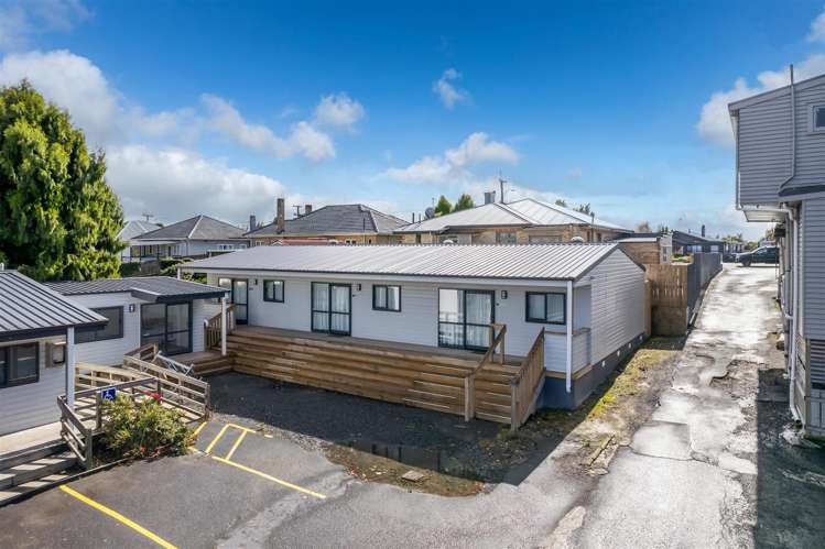 265, 275 & 277A-C Te Rapa Road Beerescourt_36