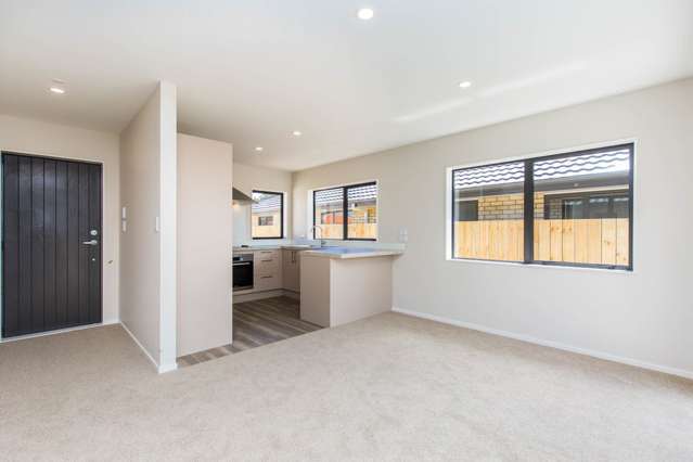 22 Mataoho Lane Mangere East_4