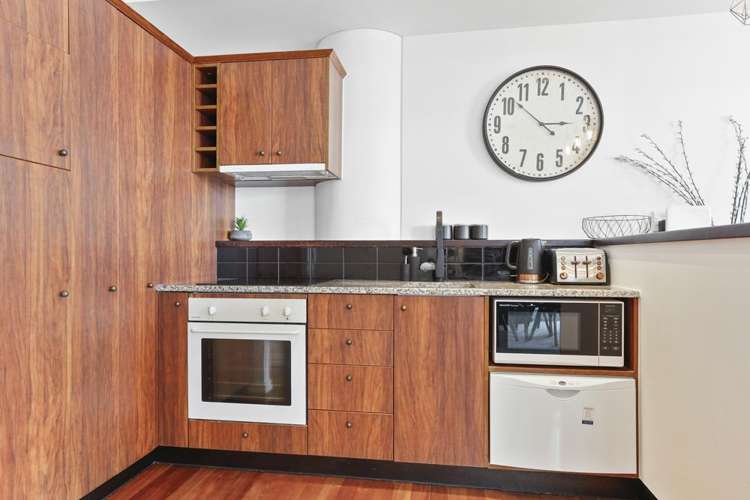 16/139 Quay Street_2