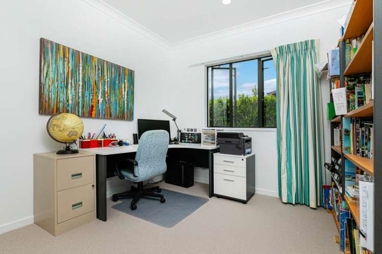 1 Kimberly Grove Greenhithe_17