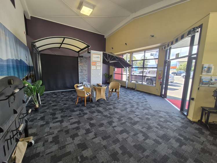 33-37 Oxford Street and 5 Rina Street Levin_0